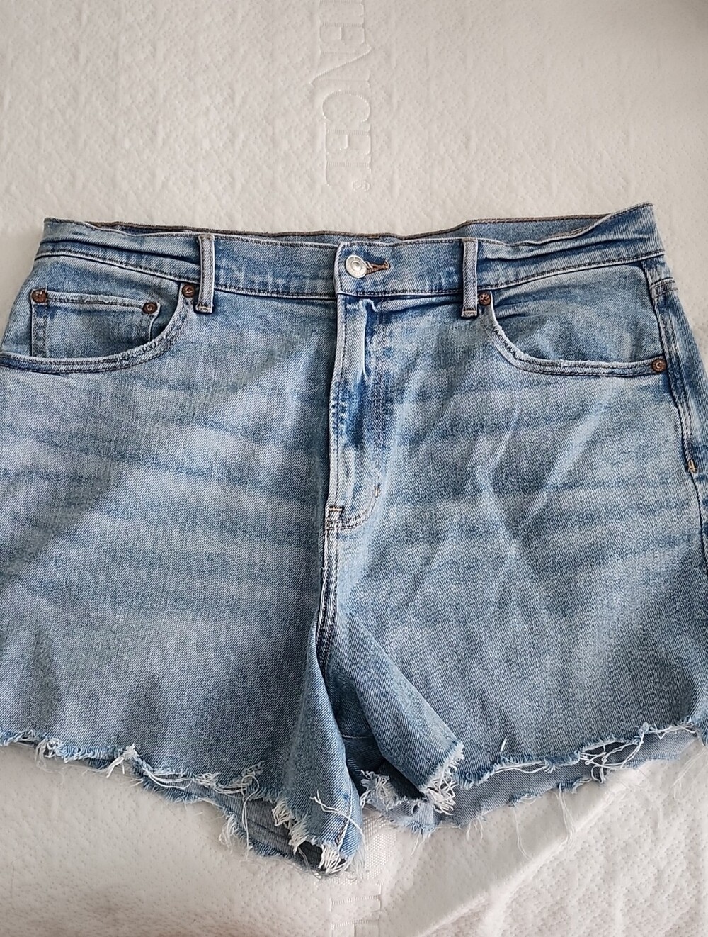 American Eagle 90s Boyfriend Short Highest Rise Cutoff Shorts